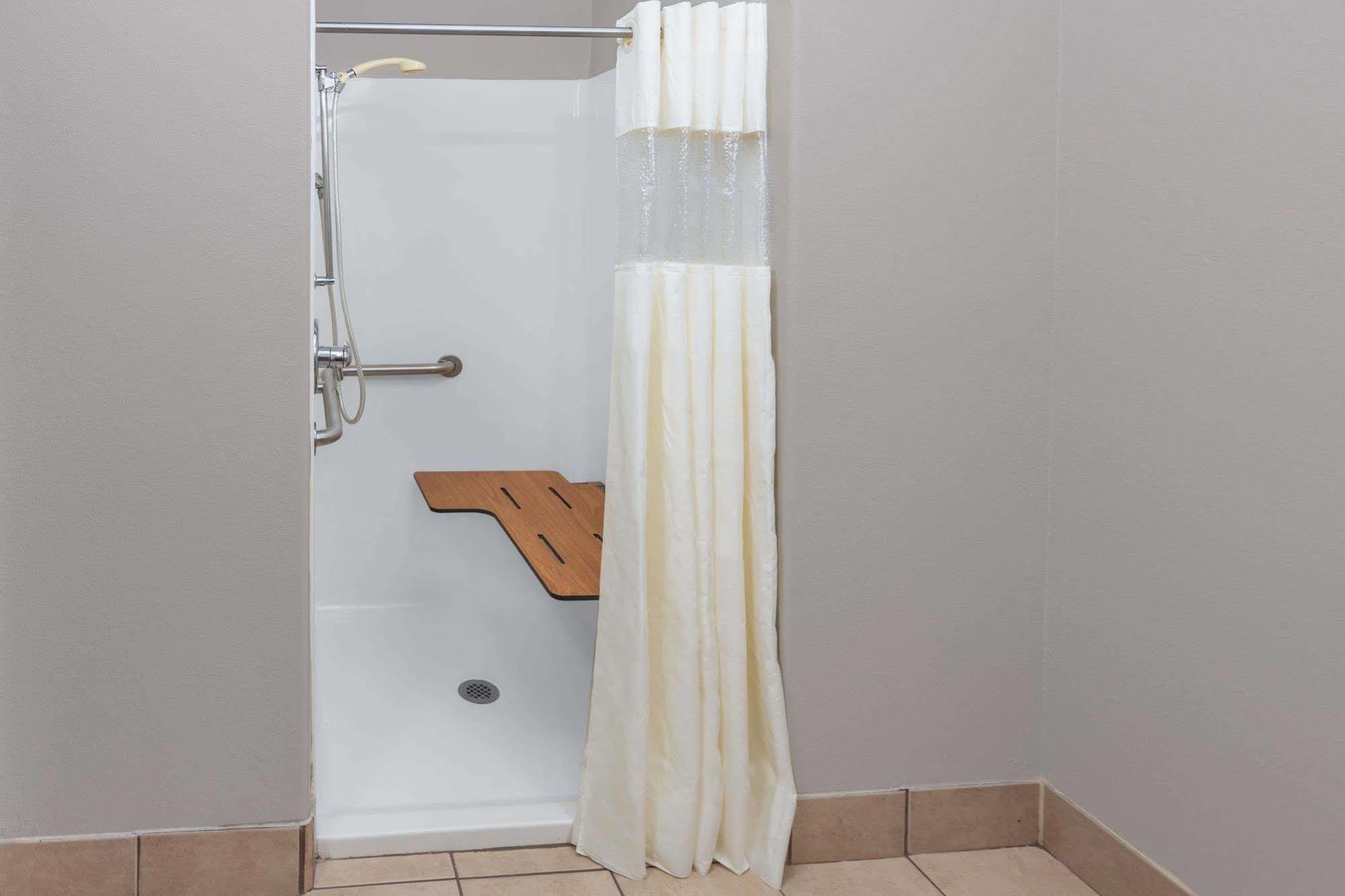 Days Inn By Wyndham Galliano La מראה חיצוני תמונה